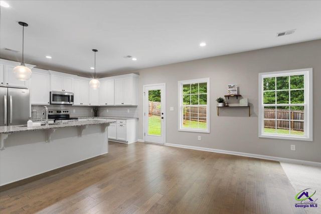 133 W River Cane Run, Perry, GA 31069