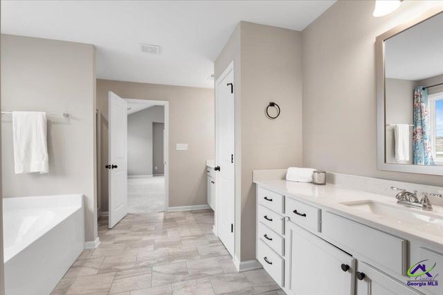 133 W River Cane Run, Perry, GA 31069