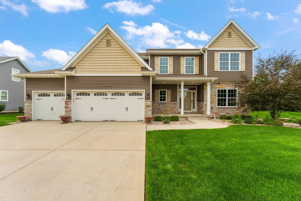 15747 W 103rd Lane, Dyer, IN 46311