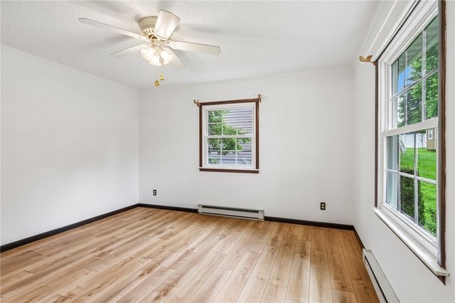 1112 Motor St, Shenango Twp, PA 16101