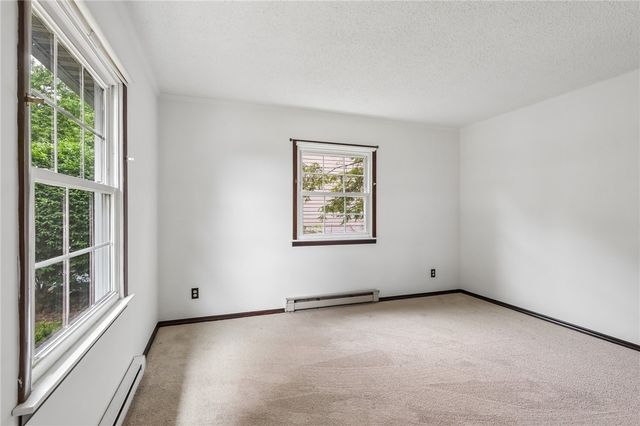 1112 Motor St, Shenango Twp, PA 16101