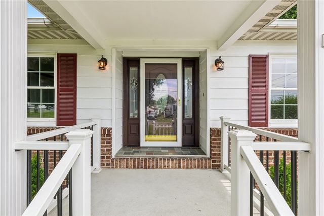 1112 Motor St, Shenango Twp, PA 16101
