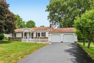 1112 Motor St, Shenango Twp, PA 16101