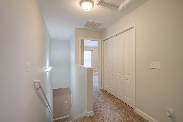 5441 Perlou Ln, Murfreesboro, TN 37128