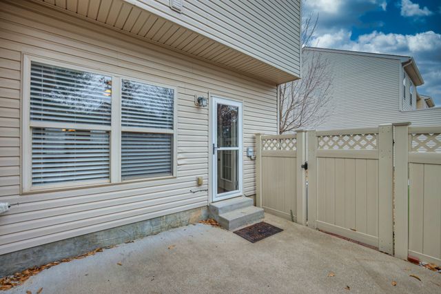 5441 Perlou Ln, Murfreesboro, TN 37128