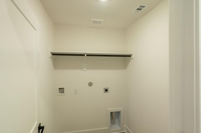 4406 W Bayou Maison Circle, Dickinson, TX 77539