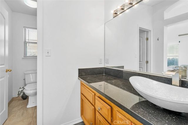 8604 Winlock, Bakersfield, CA 93312