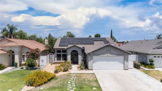 8604 Winlock, Bakersfield, CA 93312