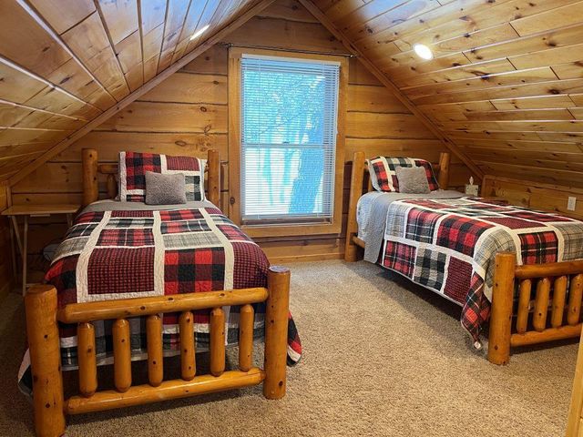 7693 Horseshoe Drive, Siren, WI 54872