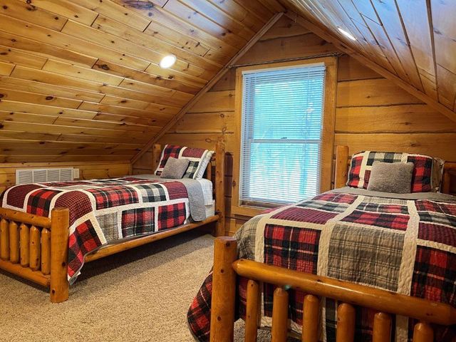 7693 Horseshoe Drive, Siren, WI 54872