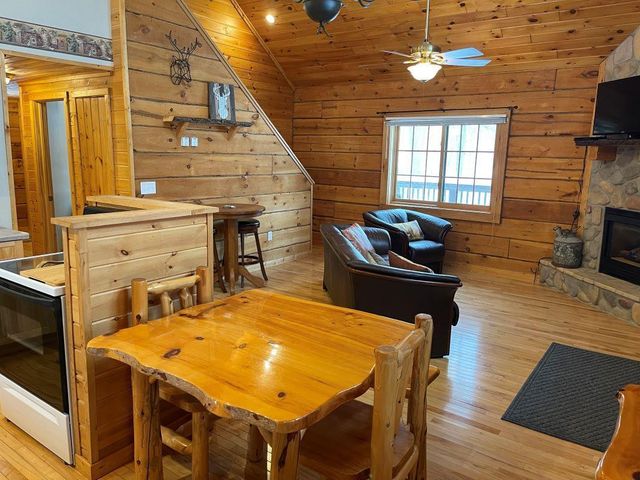 7693 Horseshoe Drive, Siren, WI 54872