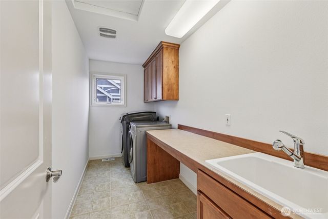 20212 83rd Place NE, Kenmore, WA 98028