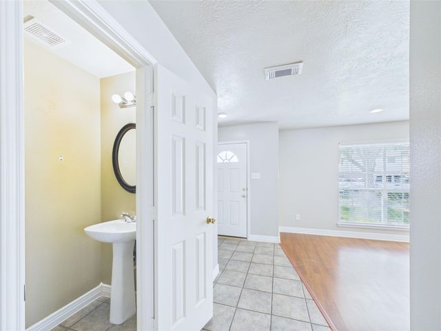 4902 Conner Court, Pasadena, TX 77504