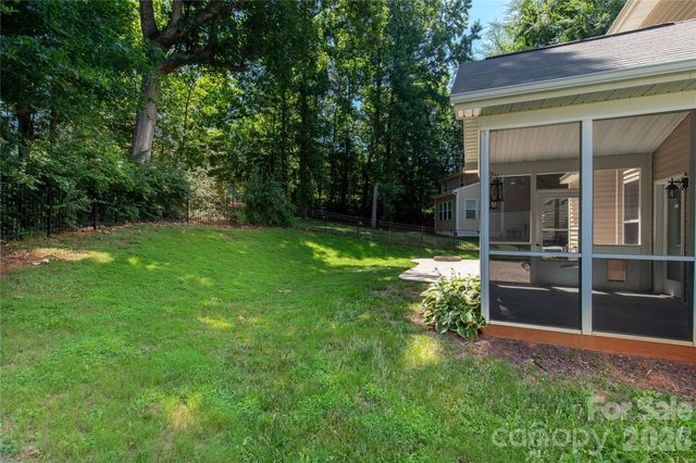 924 Autumn Glen Court, Clover, SC 29710