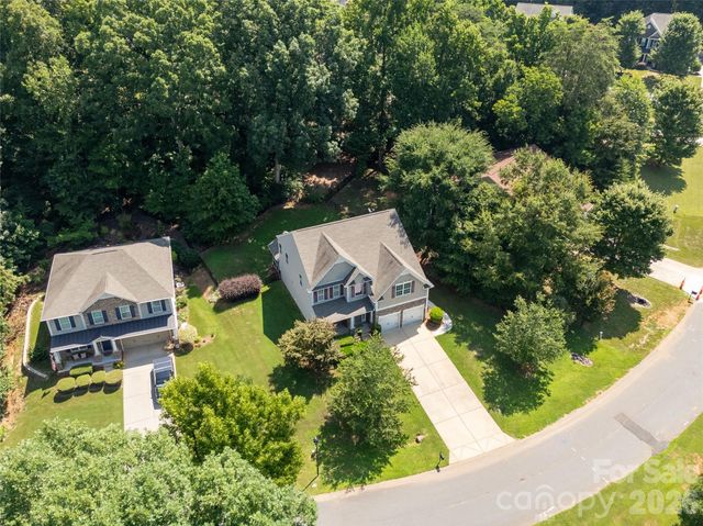 924 Autumn Glen Court, Clover, SC 29710