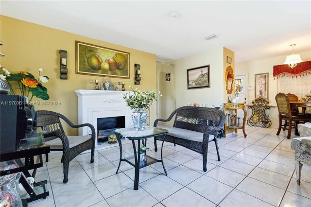 380 NW 133rd St, North Miami, FL 33168