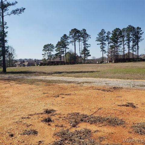 173 Brittany Drive S, Millbrook, AL 36054