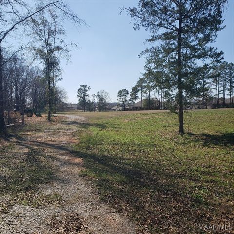 173 Brittany Drive S, Millbrook, AL 36054