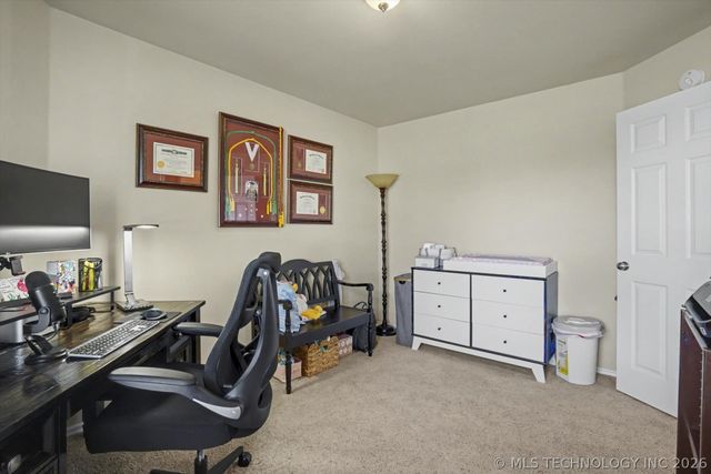 20316 E 43rd Street S, Broken Arrow, OK 74014