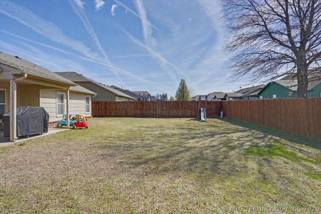 20316 E 43rd Street S, Broken Arrow, OK 74014
