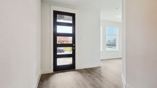 905 Meadowcrest Drive, Plano, TX 75075