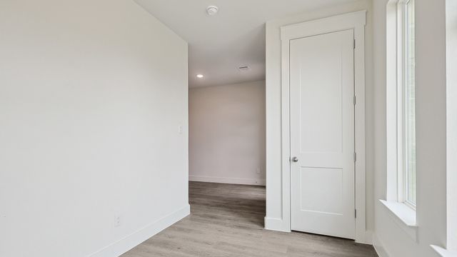 905 Meadowcrest Drive, Plano, TX 75075