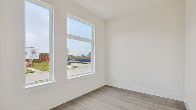 905 Meadowcrest Drive, Plano, TX 75075