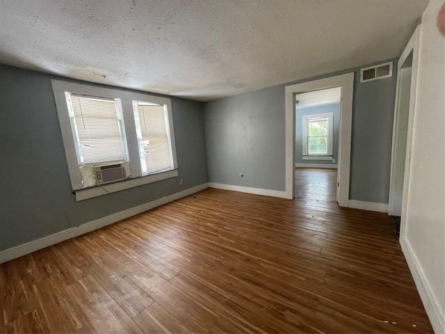 1070-1080 Gerson Street, Silsbee, TX 77656