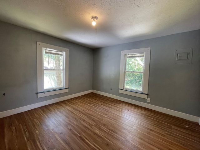 1070-1080 Gerson Street, Silsbee, TX 77656