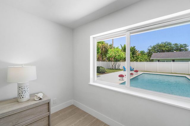 723 SW 27th Terrace, Boynton Beach, FL 33435