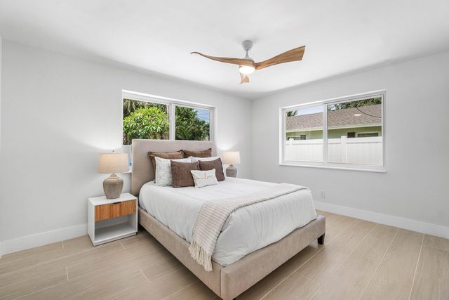 723 SW 27th Terrace, Boynton Beach, FL 33435