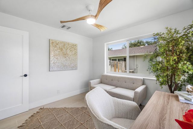 723 SW 27th Terrace, Boynton Beach, FL 33435