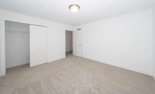 26900 Napier Road, Oakland Twp, MI 48374