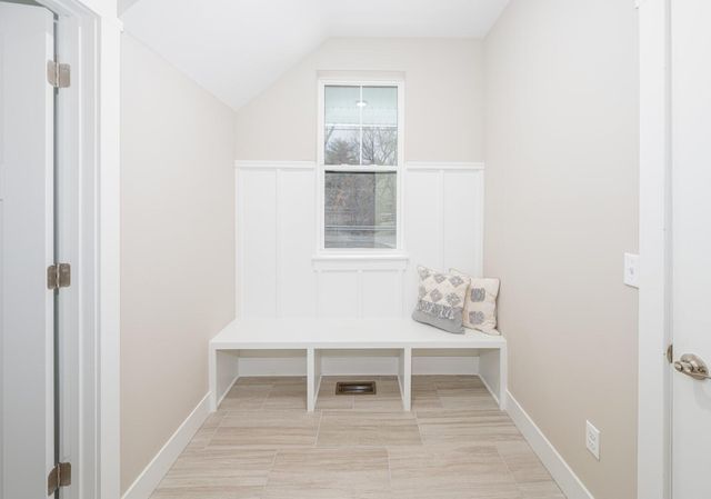 26900 Napier Road, Oakland Twp, MI 48374