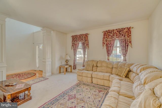 310 PAR DR, Philadelphia, PA 19115