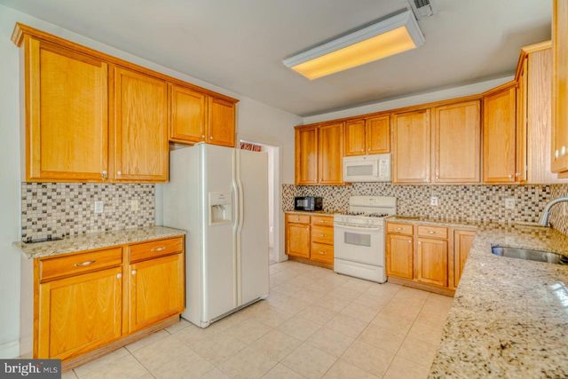 310 PAR DR, Philadelphia, PA 19115