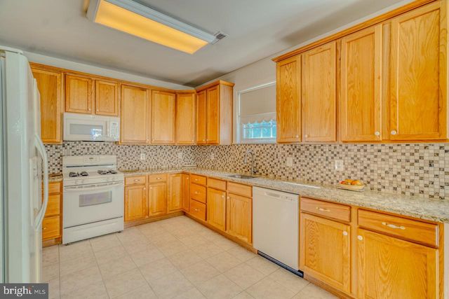 310 PAR DR, Philadelphia, PA 19115