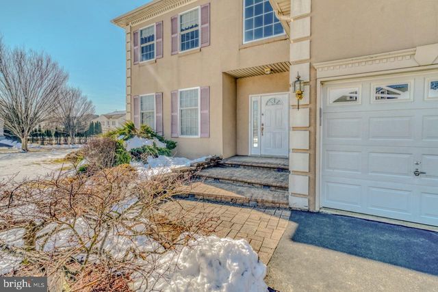 310 PAR DR, Philadelphia, PA 19115