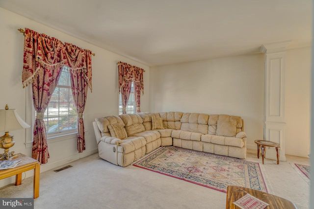 310 PAR DR, Philadelphia, PA 19115