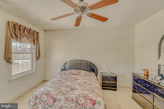 310 PAR DR, Philadelphia, PA 19115