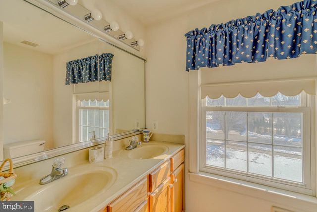 310 PAR DR, Philadelphia, PA 19115