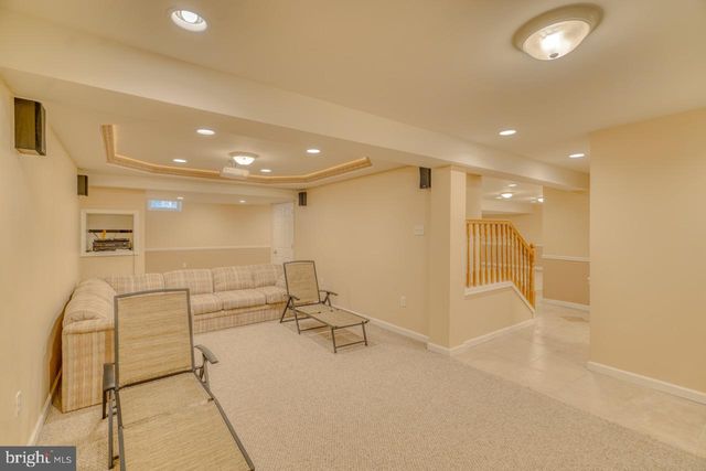 310 PAR DR, Philadelphia, PA 19115