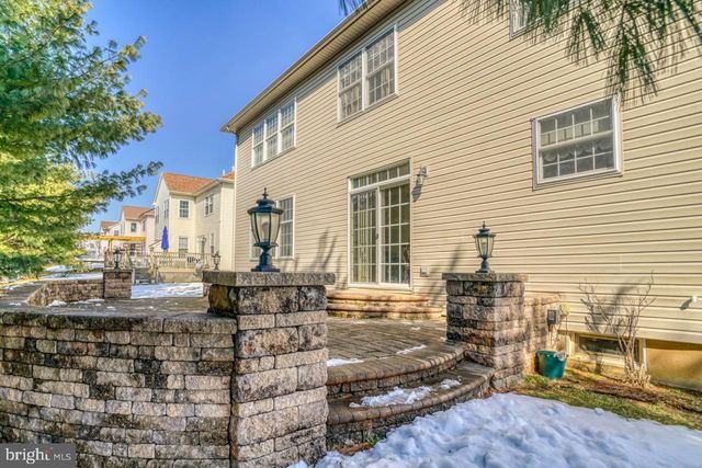 310 PAR DR, Philadelphia, PA 19115