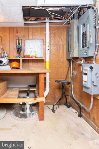 9 SULLIVAN RD, Westminster, MD 21157