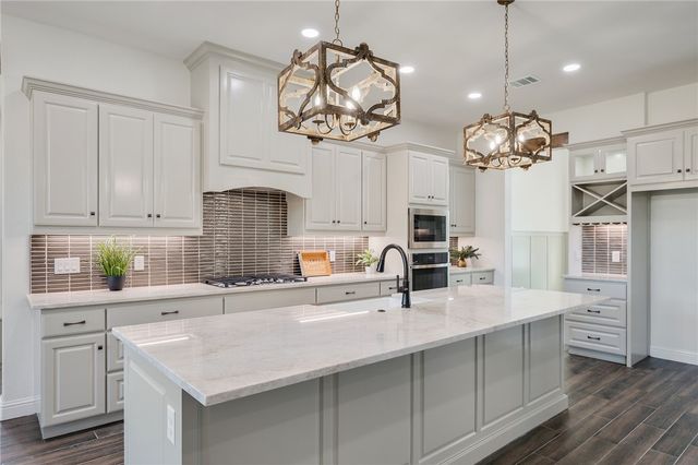 6652 Ridgeview Estates Lane, Bryan, TX 77808