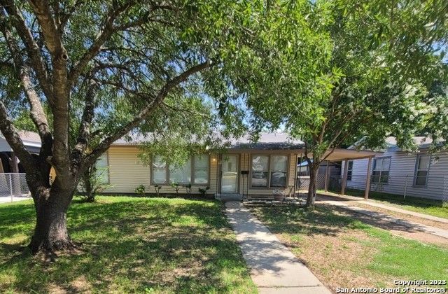 114 KILLARNEY DR, San Antonio, TX 78223