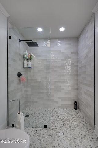 1005 N Moffett Avenue, Joplin, MO 64801