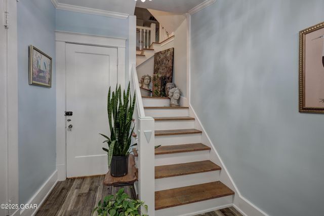 1005 N Moffett Avenue, Joplin, MO 64801