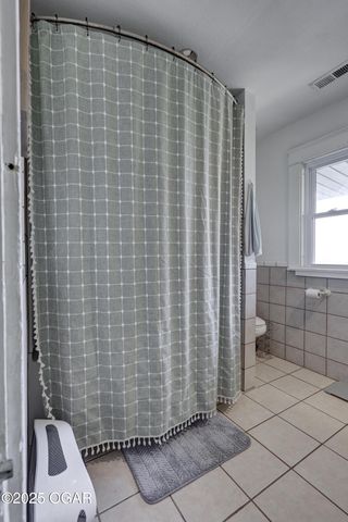 1005 N Moffett Avenue, Joplin, MO 64801