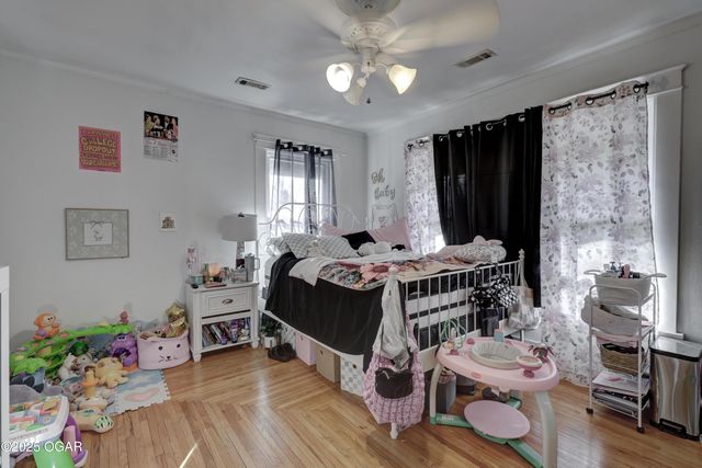 1005 N Moffett Avenue, Joplin, MO 64801